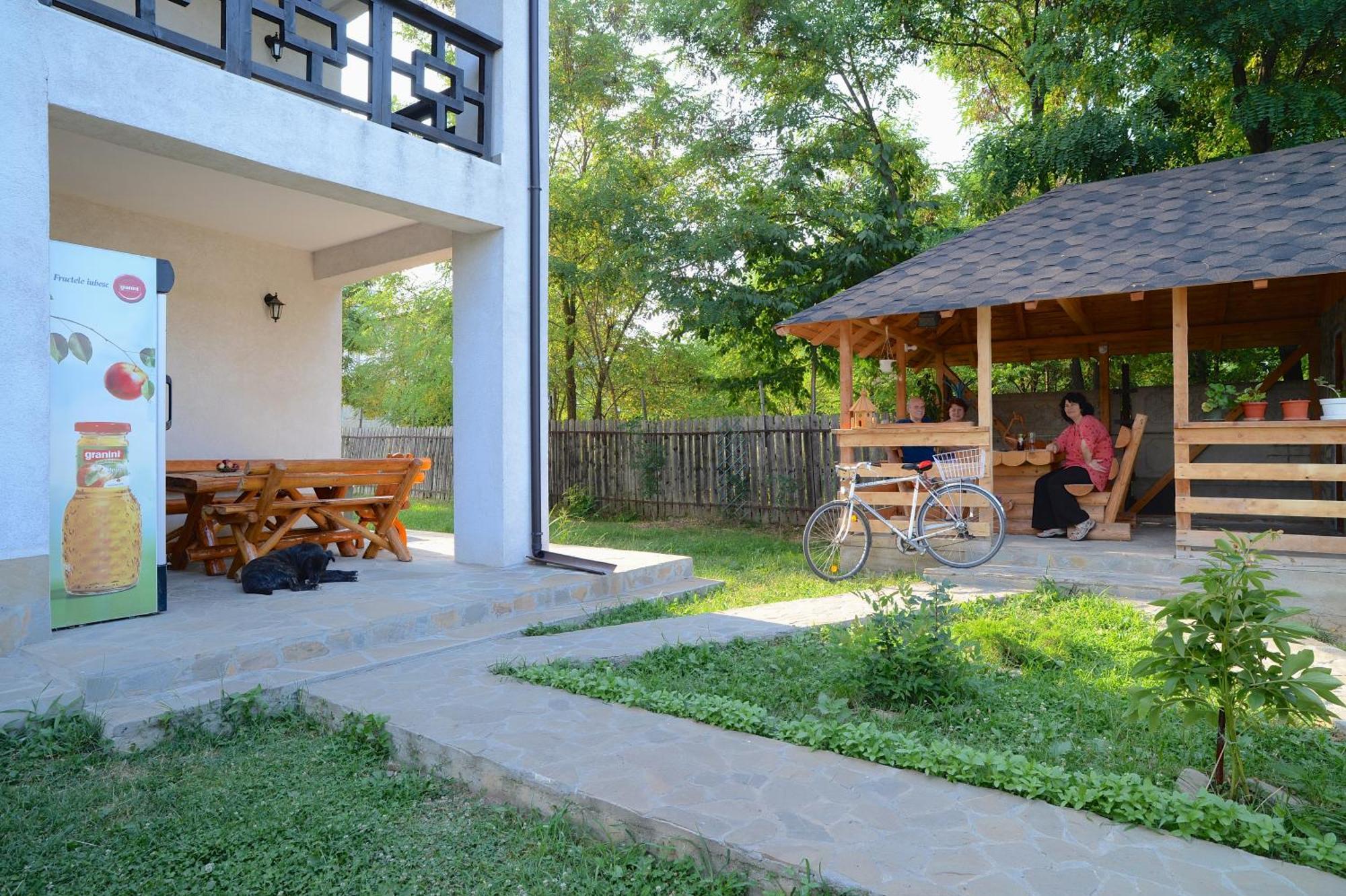 Vila Madudu Vălenii de Munte Exterior foto