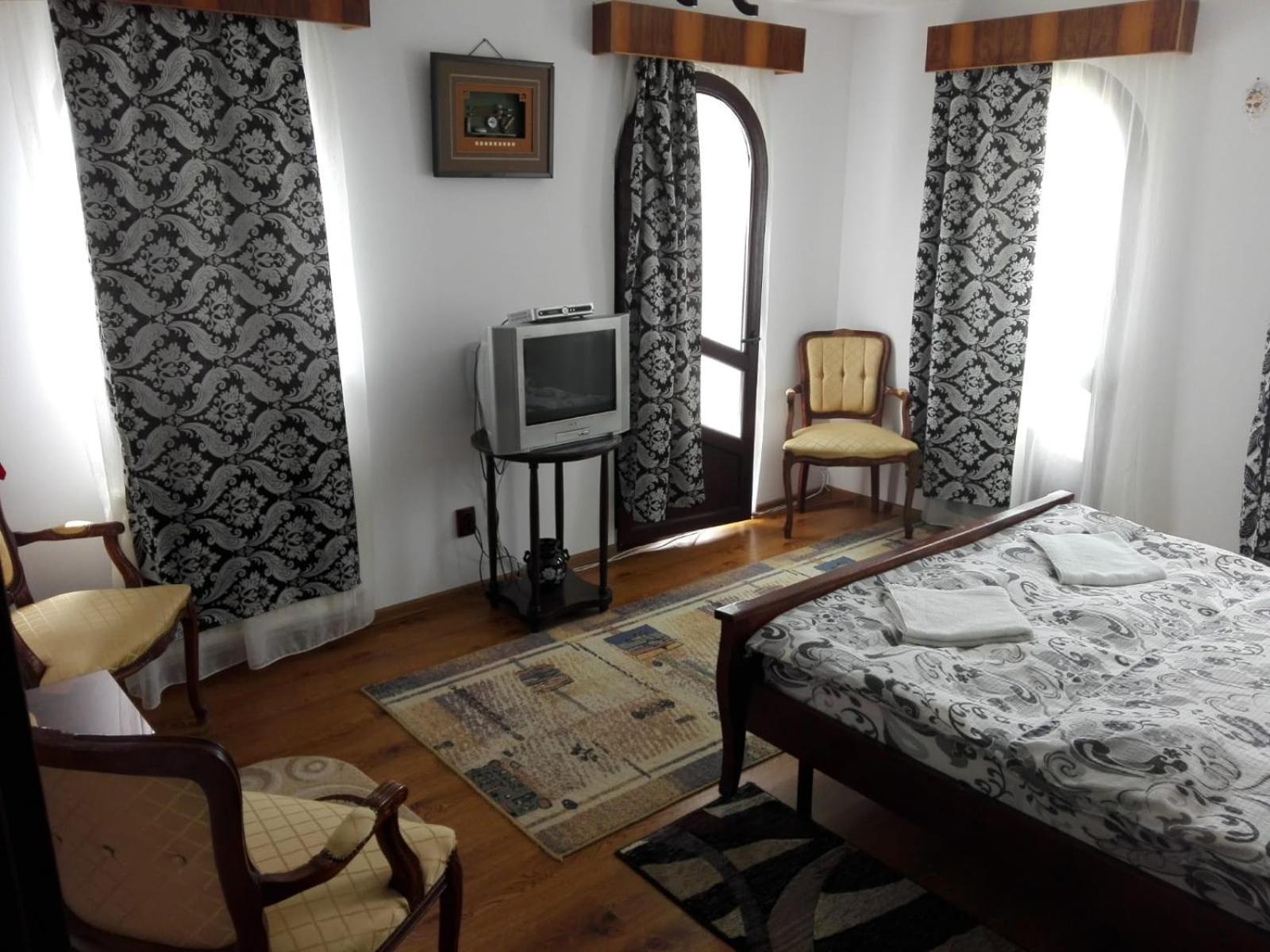 Vila Madudu Vălenii de Munte Exterior foto